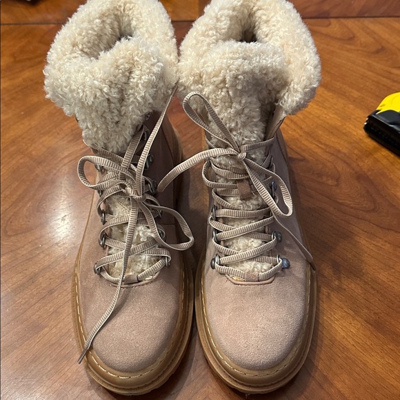 NWT Splendid Yvonne Ankle Shepa Fur lace up ankle boots - warm sand size 10 - Picture 3 of 9